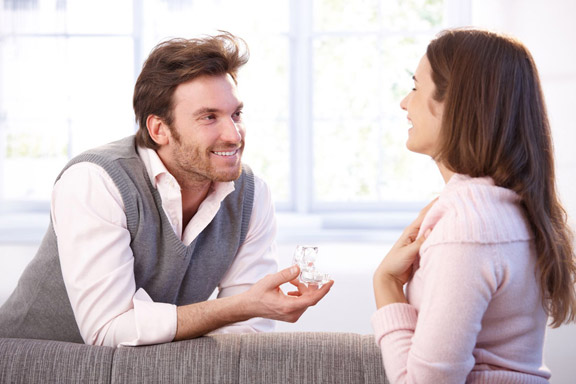 couple face a face medium